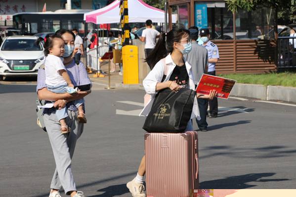 http://www.hudazx.cn/__local/1/F6/B4/1A002AD0A103EE3458D63E01484_85C488E2_23CDF.jpg